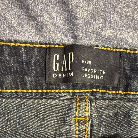 GAP Women's Denim Skinny Jeans - Picture 4 of 4